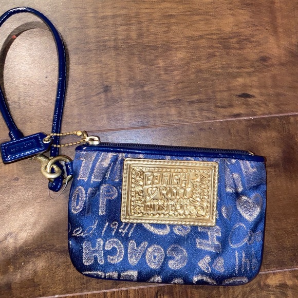 Coach Wristlet - Picture 1 of 3